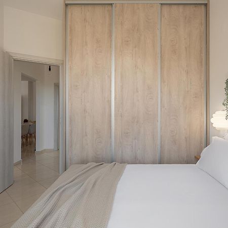 Sol Luxury Apartment - Close To The Beach With A Private Mini Pool Ханя Екстериор снимка