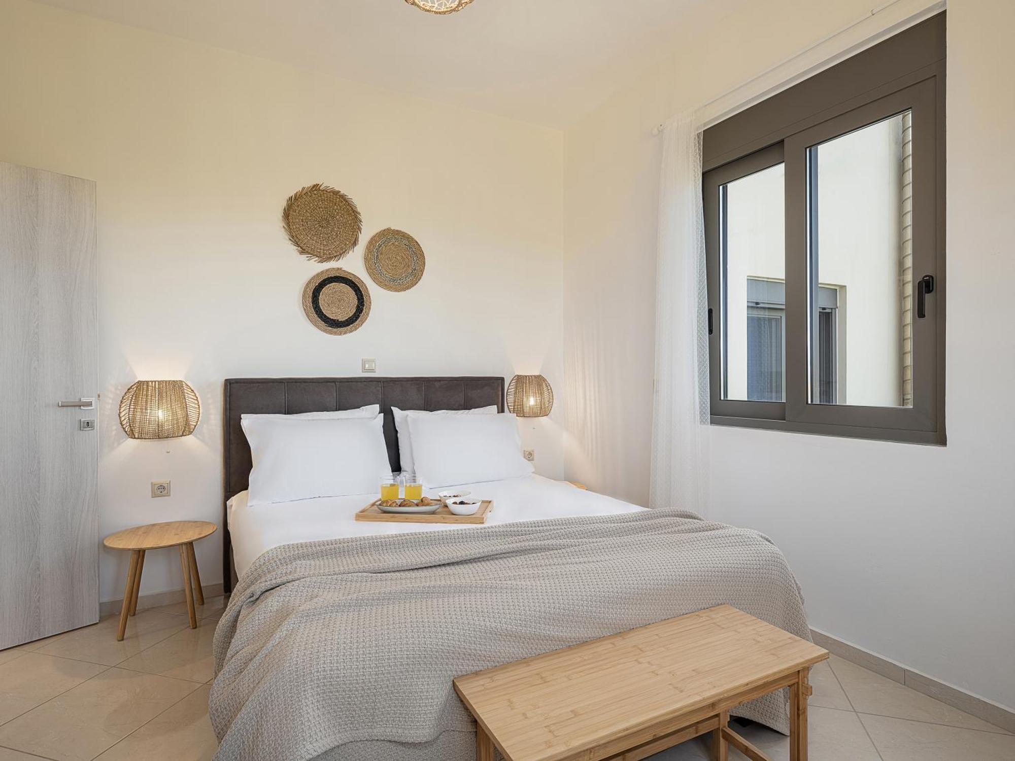 Sol Luxury Apartment - Close To The Beach With A Private Mini Pool Ханя Екстериор снимка