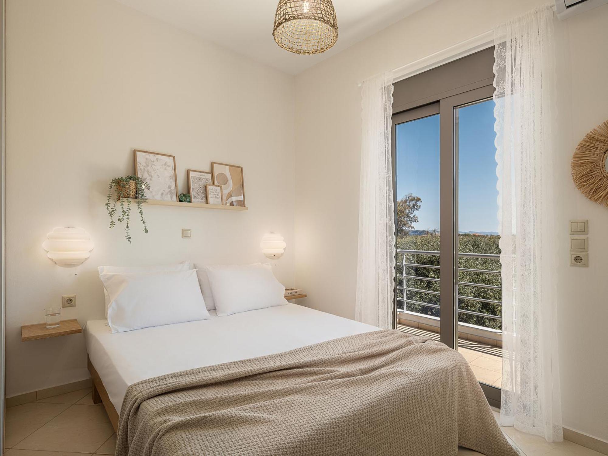 Sol Luxury Apartment - Close To The Beach With A Private Mini Pool Ханя Екстериор снимка