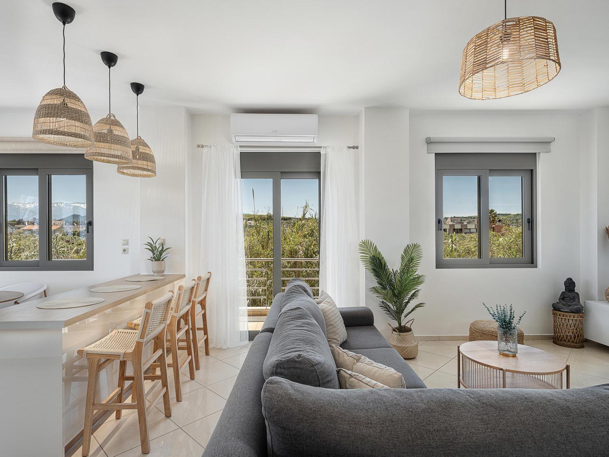 Sol Luxury Apartment - Close To The Beach With A Private Mini Pool Ханя Екстериор снимка