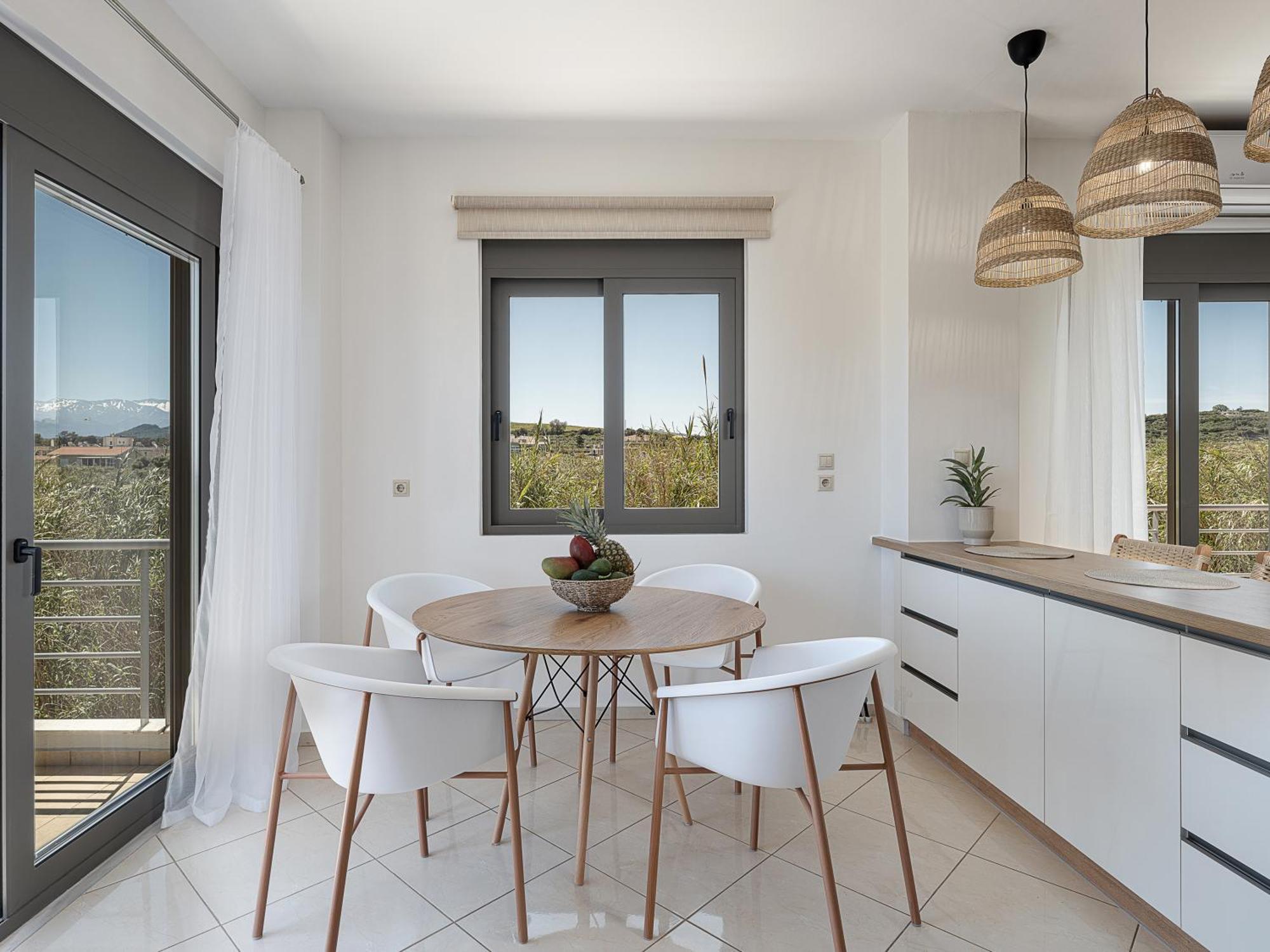 Sol Luxury Apartment - Close To The Beach With A Private Mini Pool Ханя Екстериор снимка
