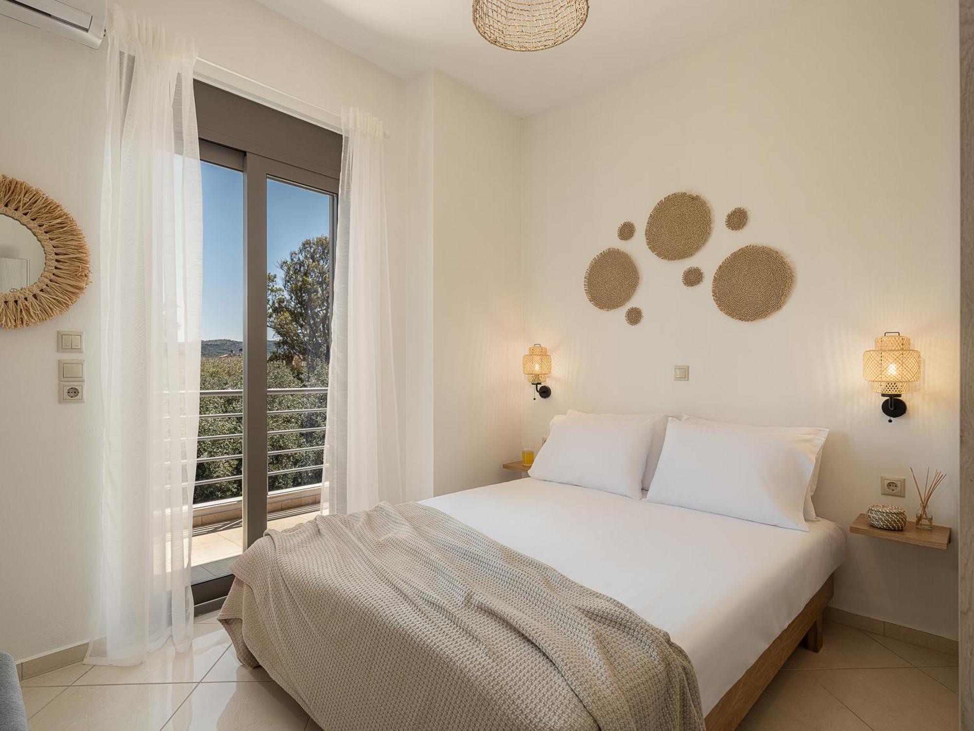 Sol Luxury Apartment - Close To The Beach With A Private Mini Pool Ханя Екстериор снимка