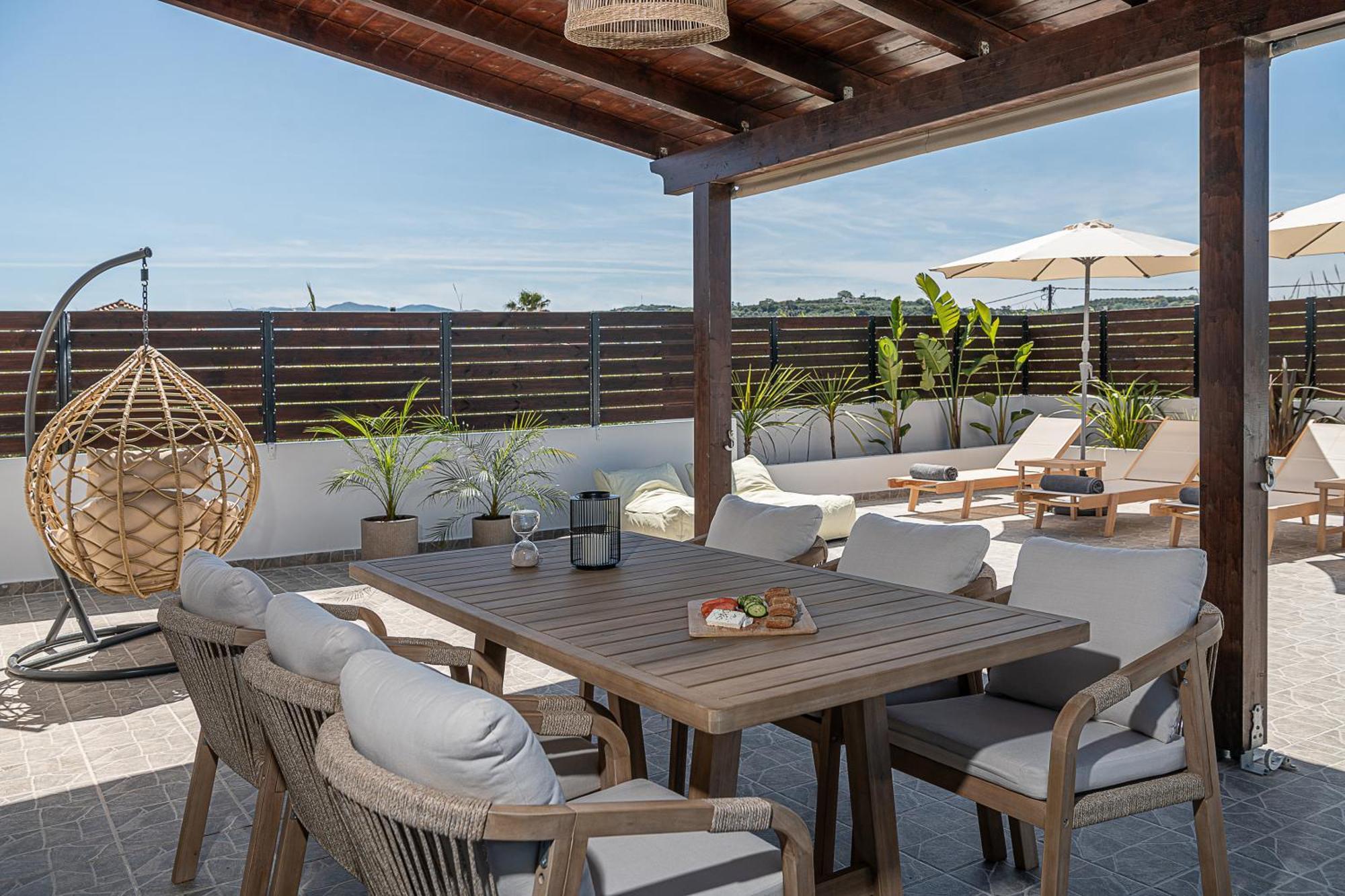Sol Luxury Apartment - Close To The Beach With A Private Mini Pool Ханя Екстериор снимка