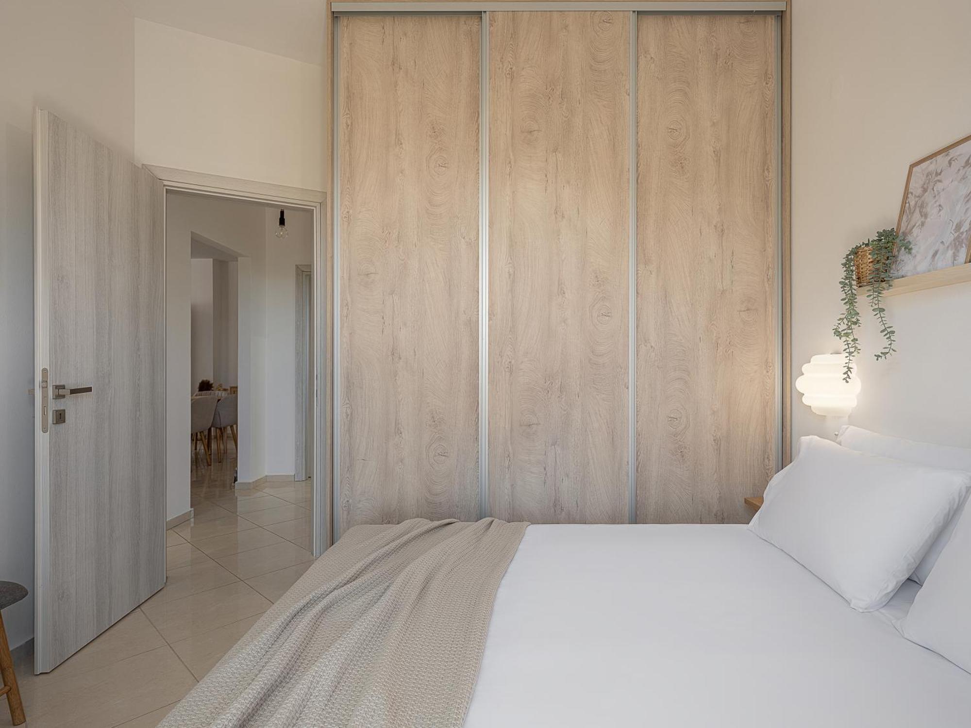Sol Luxury Apartment - Close To The Beach With A Private Mini Pool Ханя Екстериор снимка